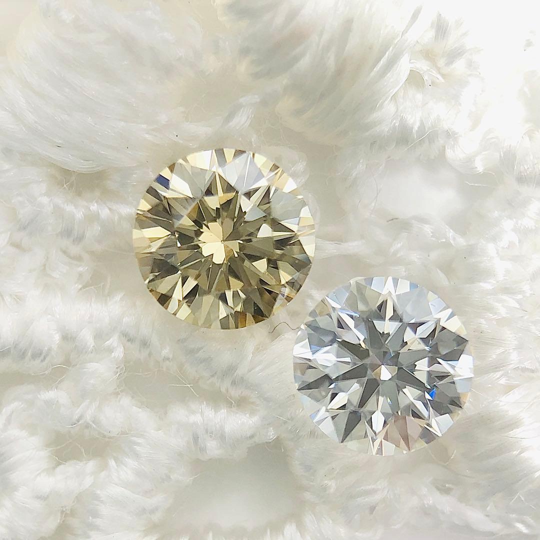 アクセサリー 0.232ct Light Brownish Yellow VS-2 VG