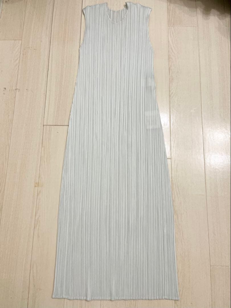 1月4日まで配送不可 PLEATSPLEASE ワンピース 25年4月 - メルカリ