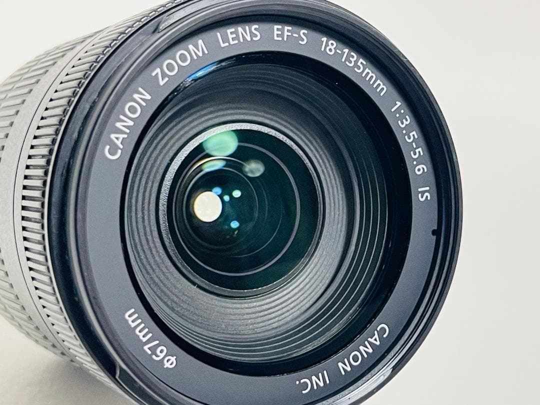 ★美品☆Canon キヤノン EF-S 18-135mm F3.5-5.6 IS