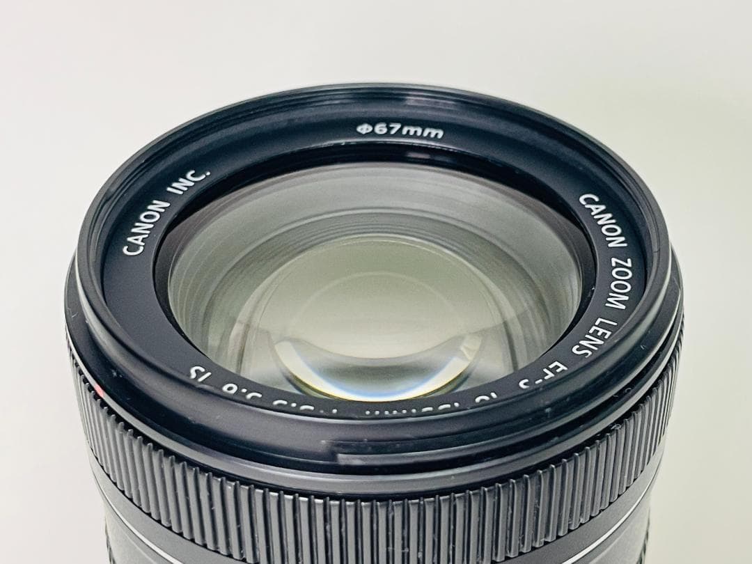 ★美品☆Canon キヤノン EF-S 18-135mm F3.5-5.6 IS