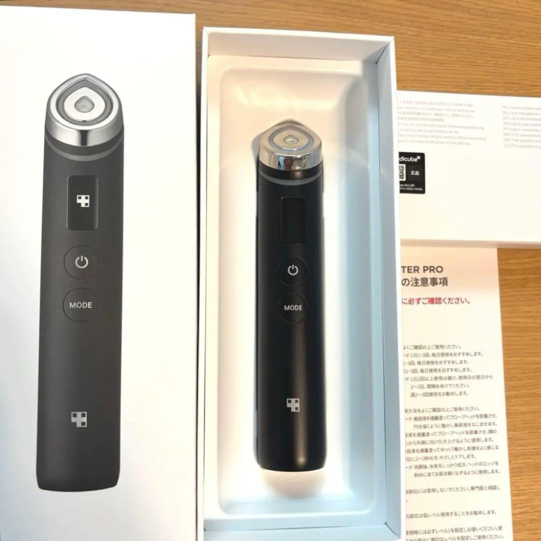 美品 メディキューブ ブースター プロ AGE-R EMS MEDICUBE(メディキューブ) / AGE-Rブースタープロの公式商品情報｜美容