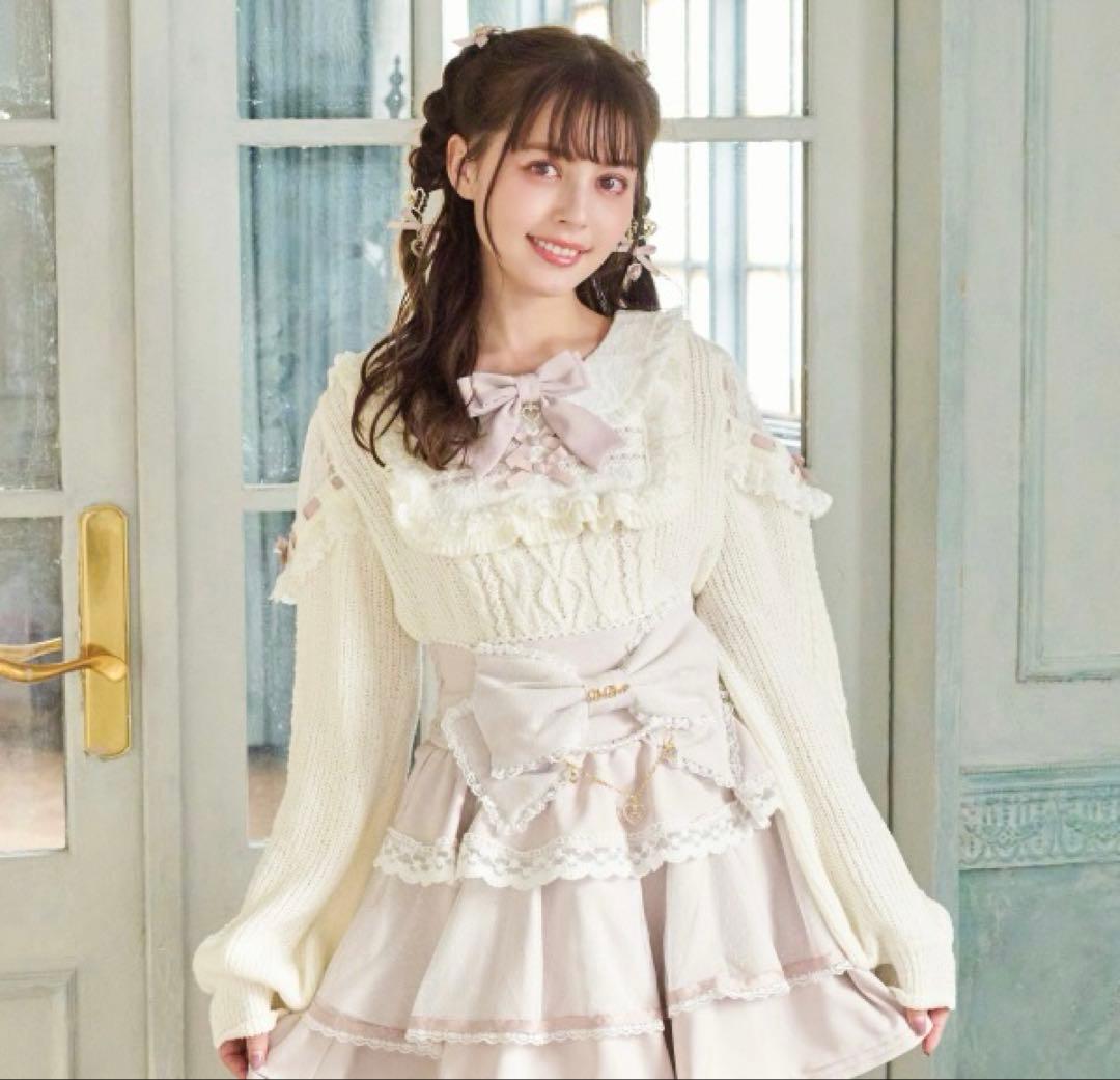 LIZLISA】スクエアヨークフリルニット - メルカリ