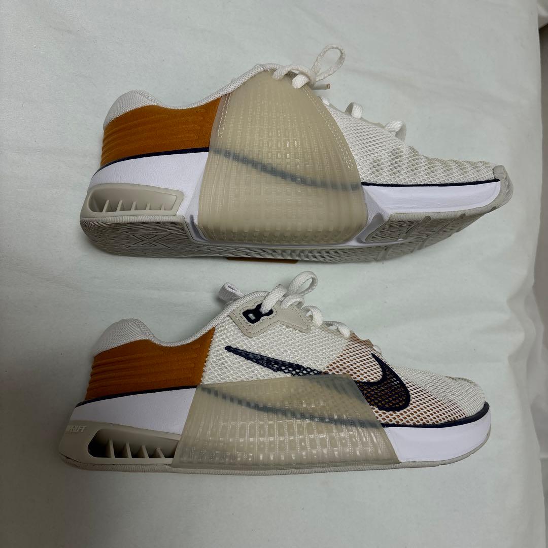 23.5cm ナイキ メトコン 9 AMP DZ2539-100 ホワイト　白