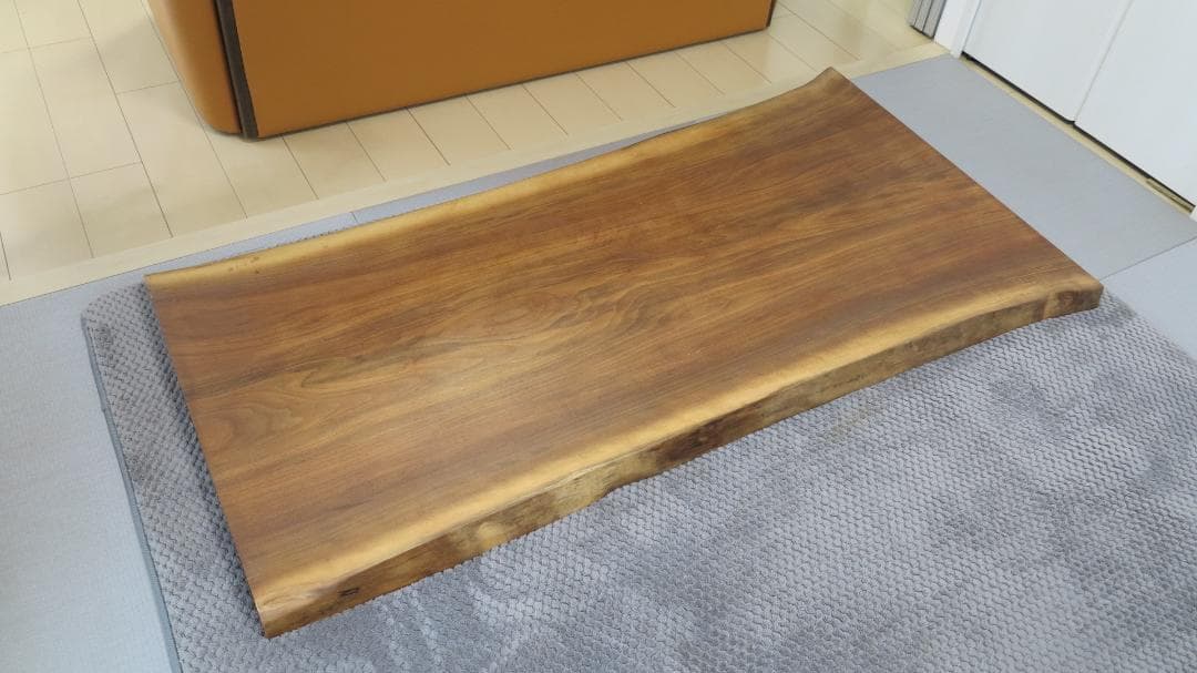 Takito@アガベ　塊根　天板＋ローテーブル脚】一枚板　テーブル 一枚板テーブルにおすすめの脚5選｜すぐ使える！長く使える！理想の