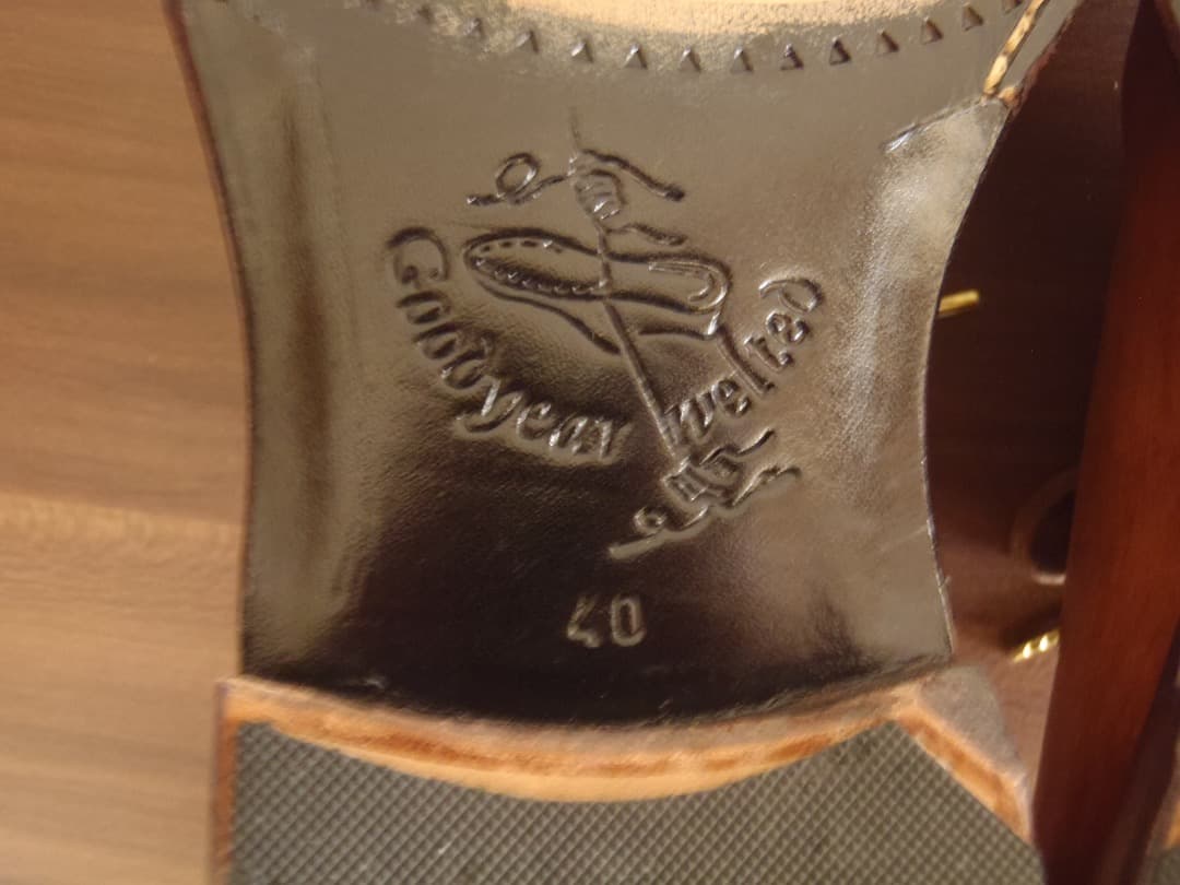 ジャラン スリワヤ ホールカット ブラウン 40 (25.5cm) Used