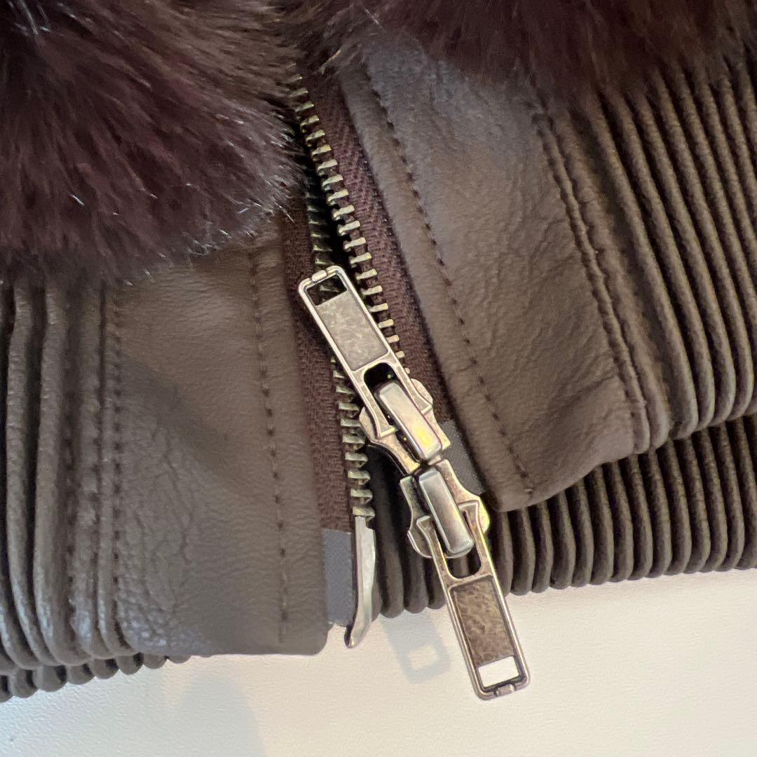 【最終値下】twiceモモ新品SKIMS FUR ZIP UP JK (S)