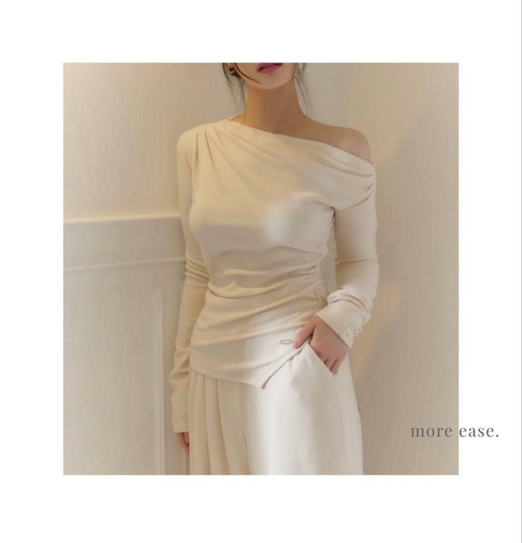 みみ様 Poláura トップス