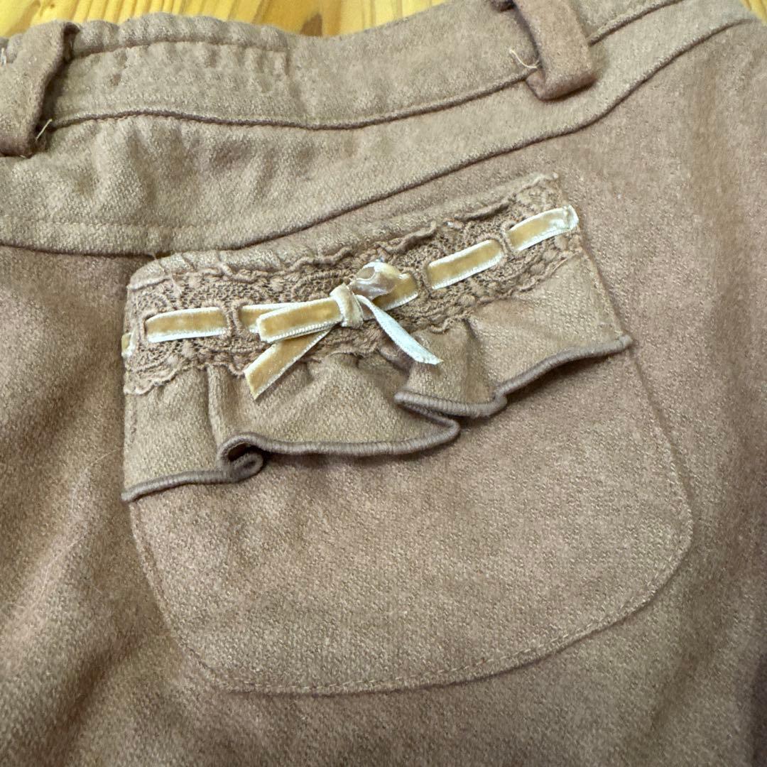 LIZ LISA フリル付きバラ柄フレアショートパンツアイボリー/ブラウン