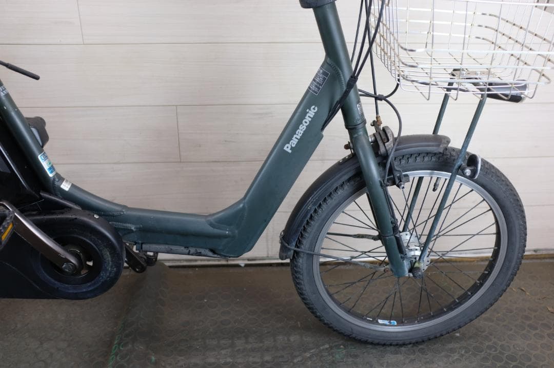 パナソニック　ギュットアニーズ　20インチ3段　13.2Ah（5点灯）充電器あり