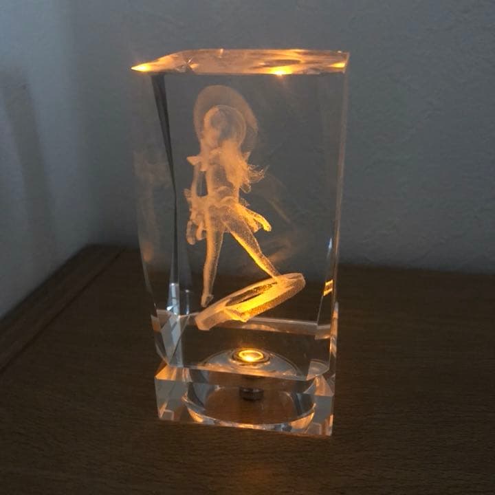 化物語 3D クリスタル オブジェクト 忍野忍 - メルカリ