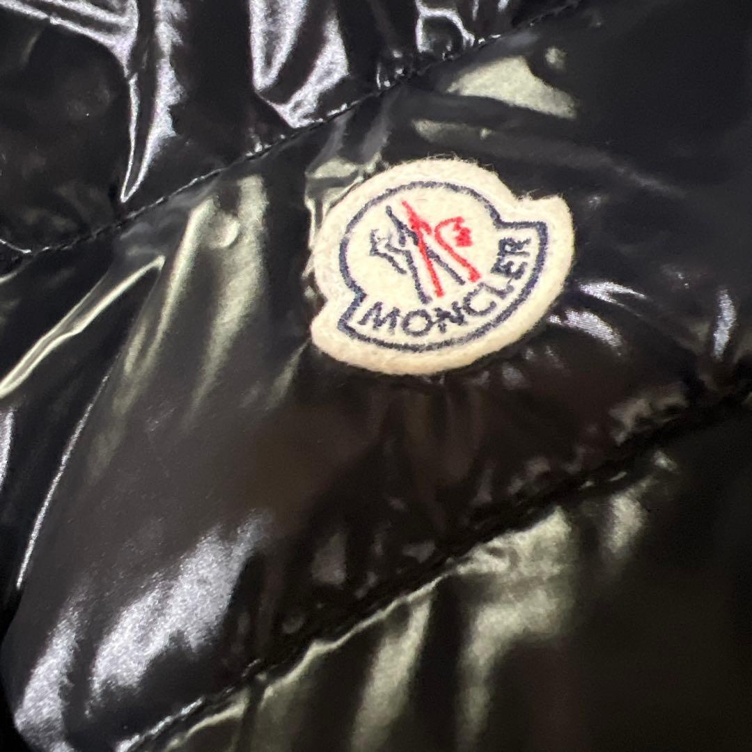 超美品！モンクレール GUI ダウンベスト ブラック スナップボタン