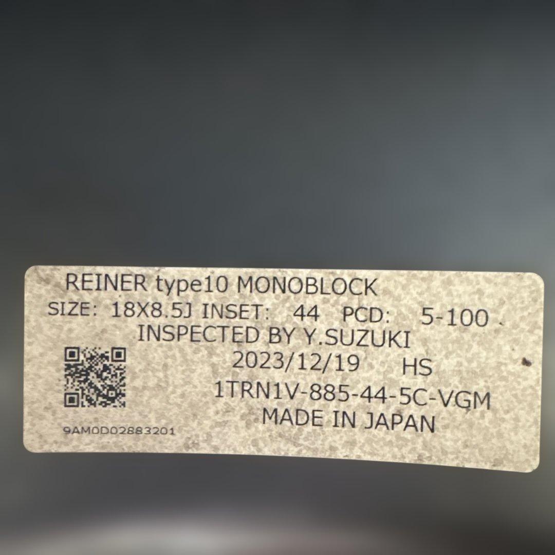 18インチ　美品SSR ライナータイプ10モノブロック　18×8.5J 送料込み