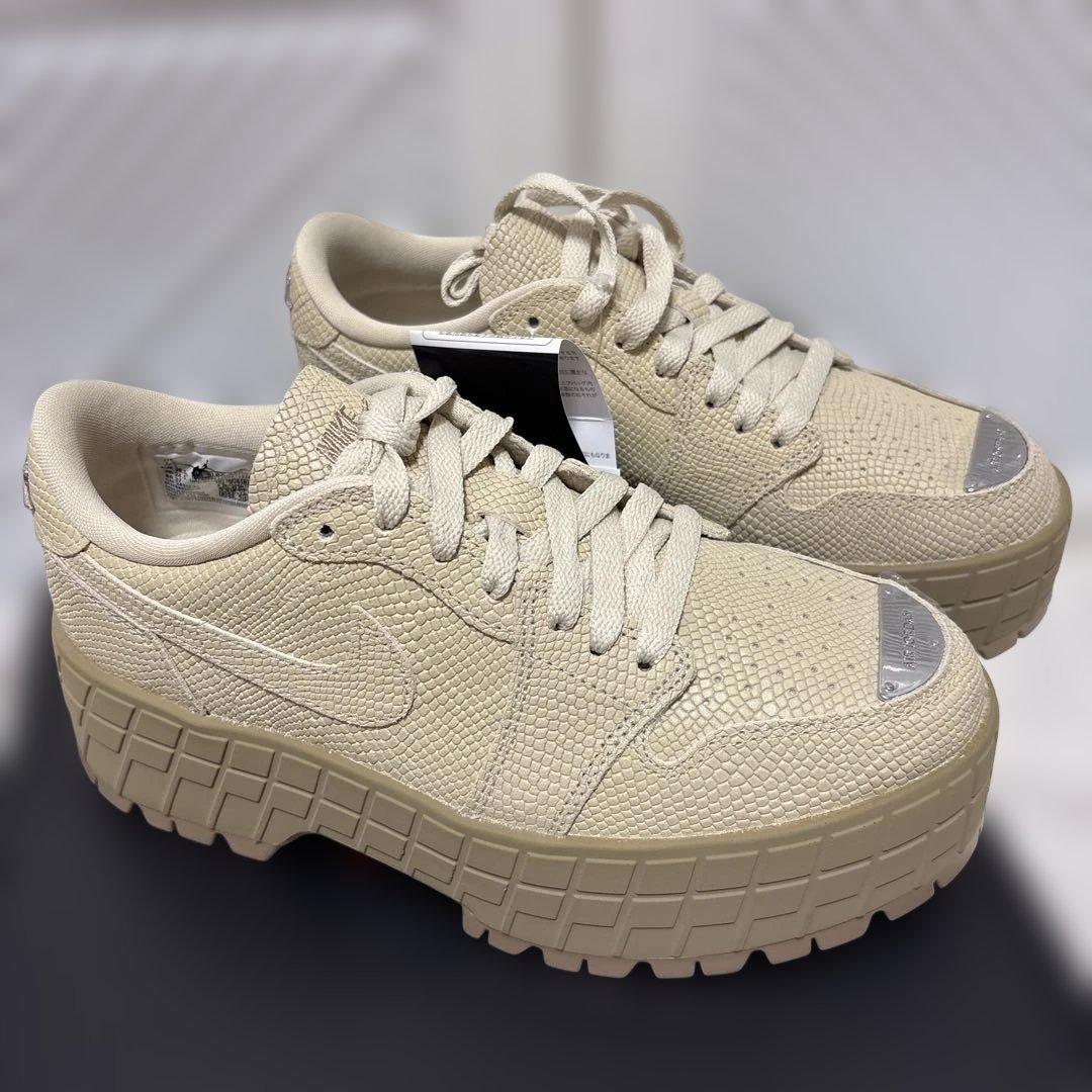 新品NIKE ウィメンズ エア ジョーダン 1 ブルックリン 厚底 24.5cm