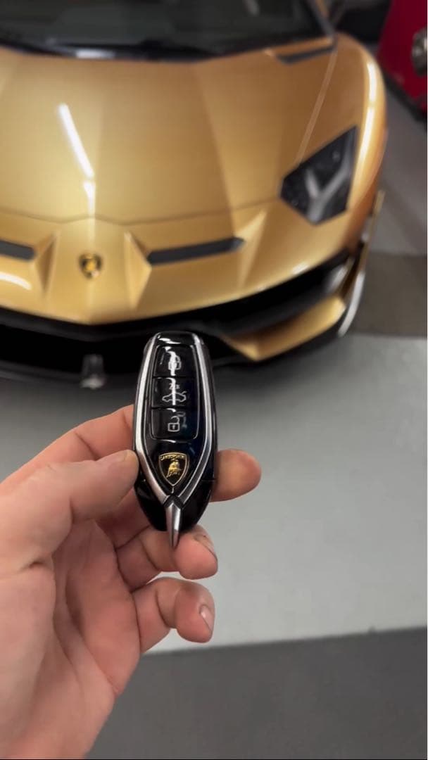 ランボルギーニ 次世代 最新型 純正 リモコンキー - メルカリ