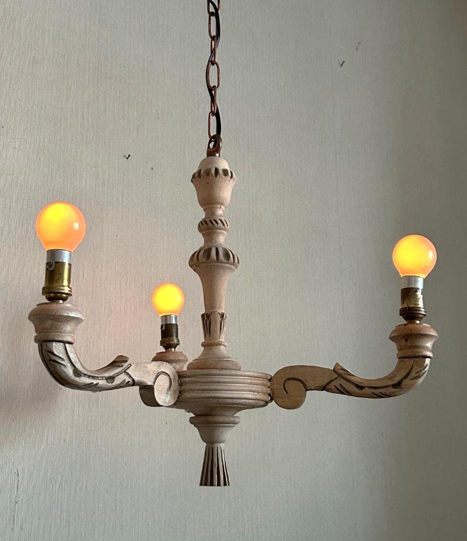フランスアンティーク 木製シャンデリア 3灯 シャビー 店舗什器
