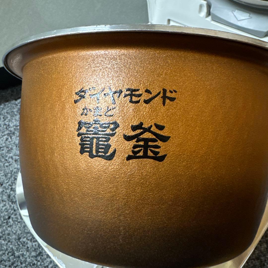 炊飯釜と中蓋 Panasonic SR-VSX108で使用の物