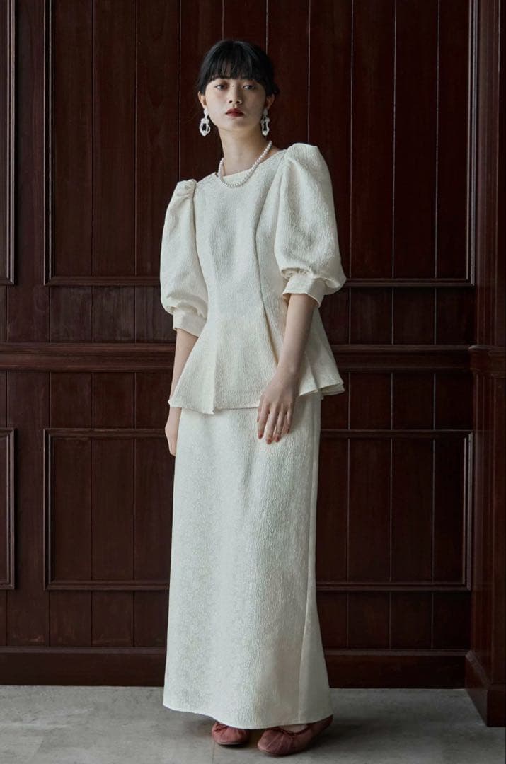 etoll. フラワージャガードセットアップドレス ブラウス&Iライン