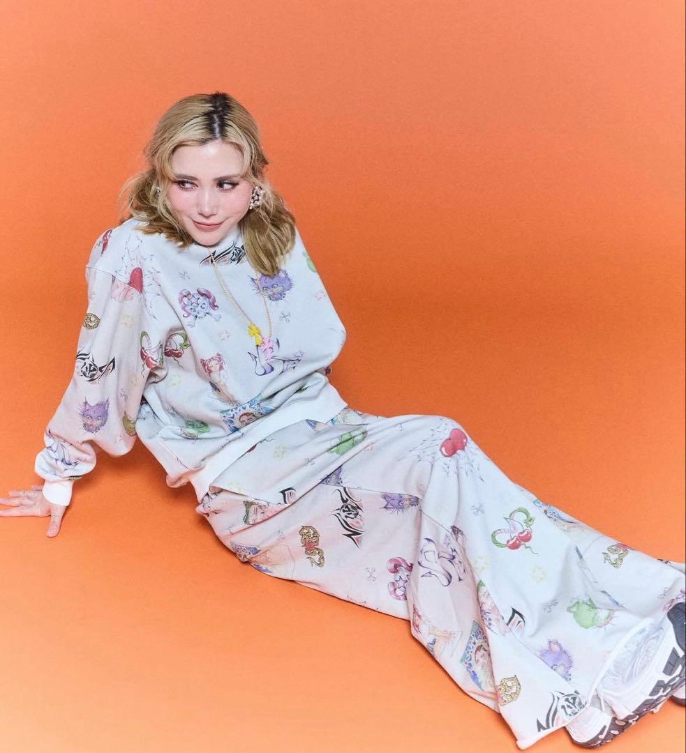 ✨即完品✨仲里依紗 RE.アールイードット 手書きスウェットパンツ