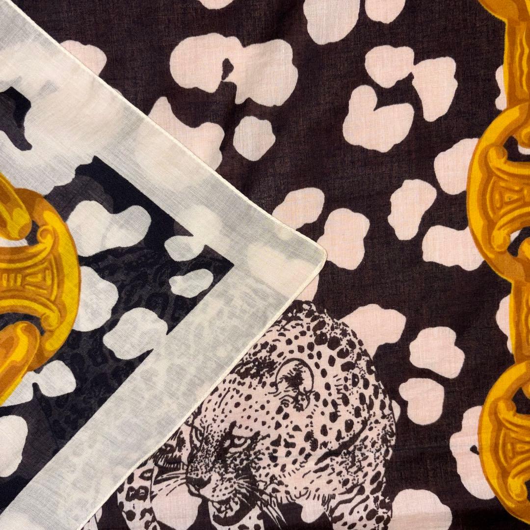 美品】CELINE セリーヌ 豹柄 トリンオフ スカーフ133×133 - メルカリ