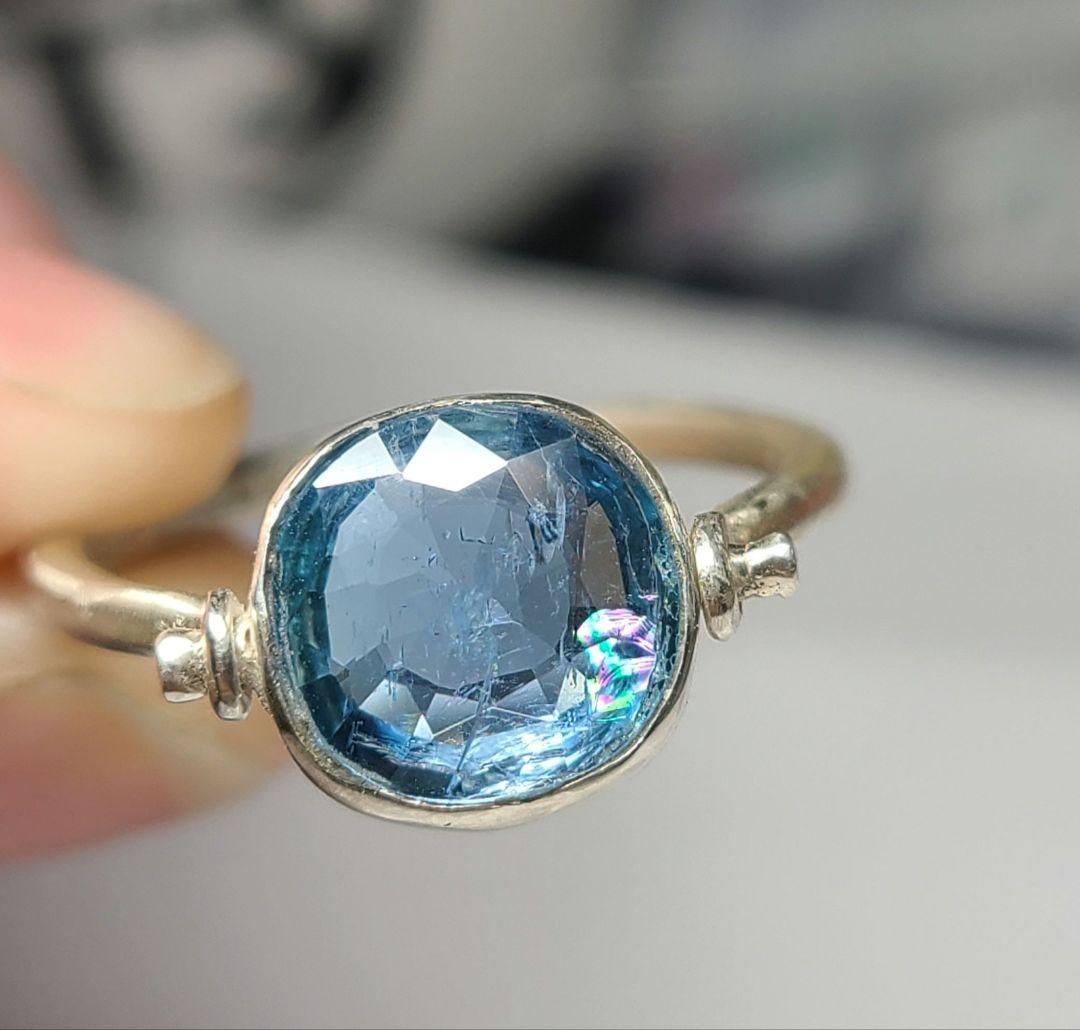 深い海の煌めき☆サンタマリアアフリカーナアクアマリンリング