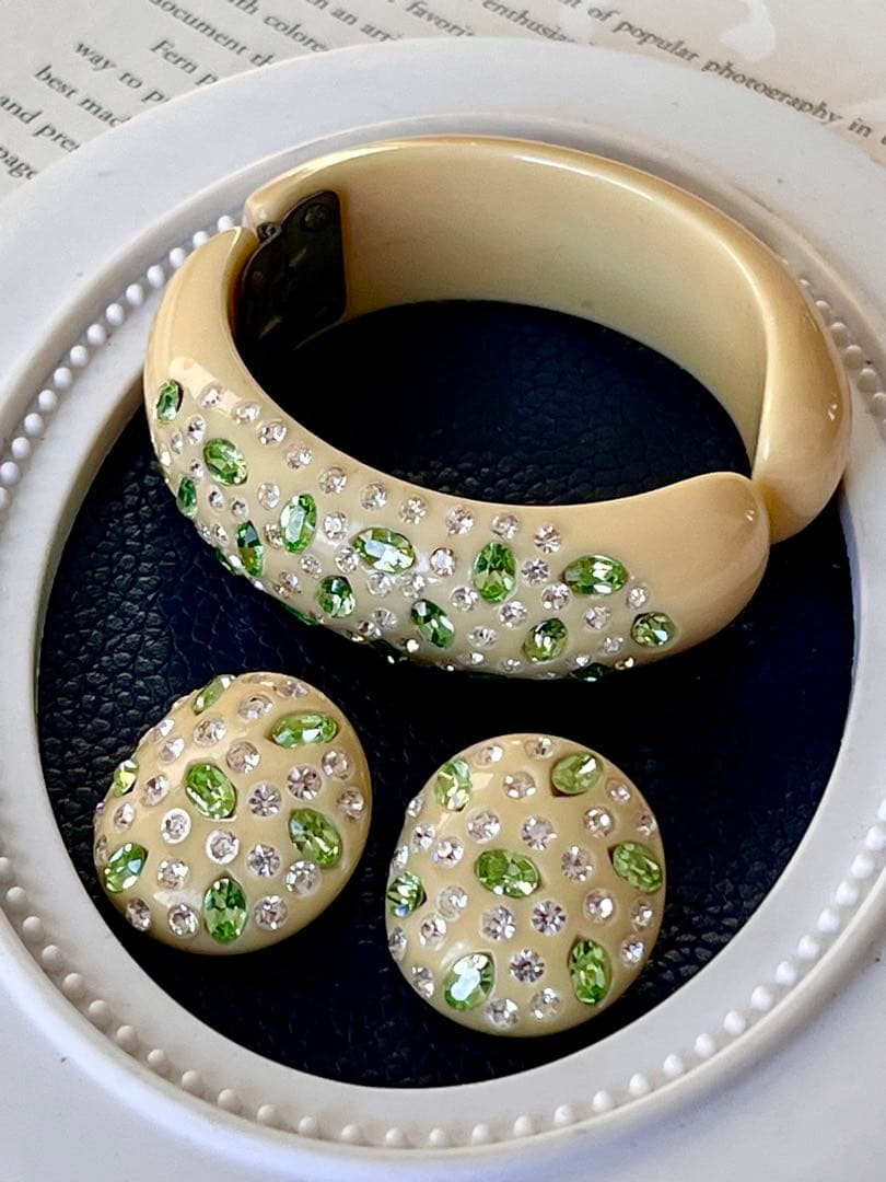 超希少！WEISS ヴィンテージ バングル＆イヤリングB77 | 激安通販の