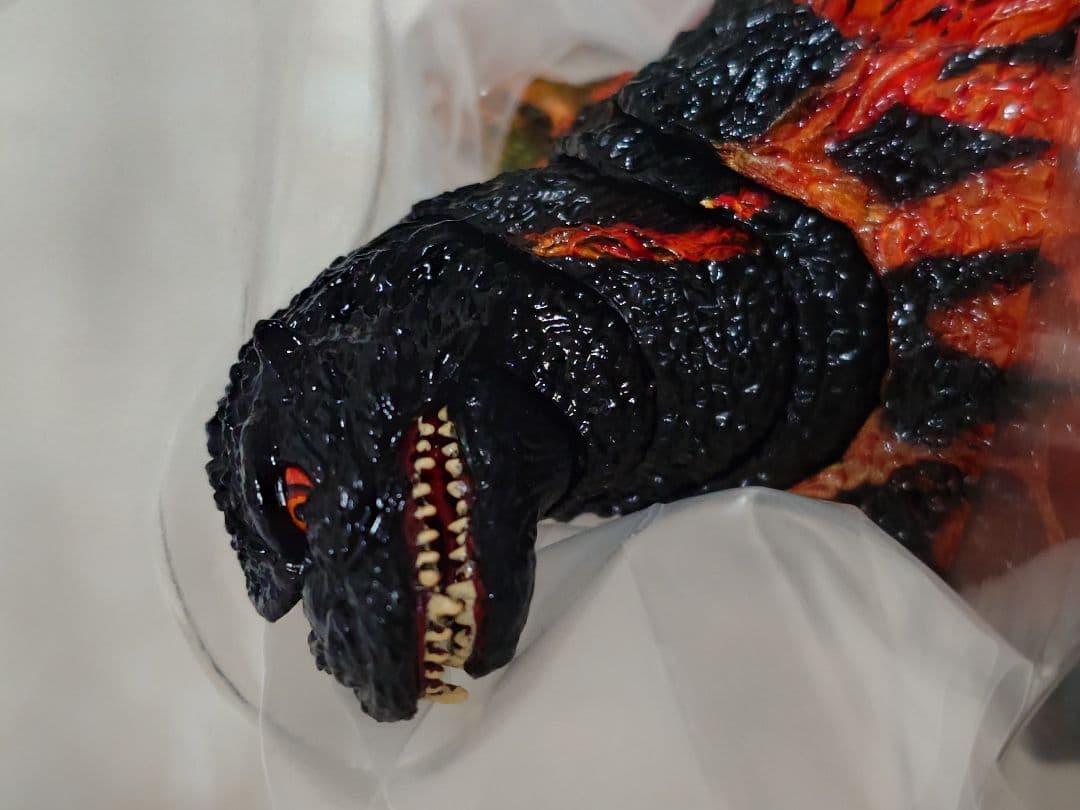 S.H.MonsterArts　ゴジラ1995　 アルティメット　バーニング