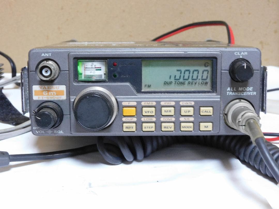 アマチュア無線機FT-690mkⅡ、50MHzオールモード、リニアとTSQL付き アマチュア無線機FT-690mkⅡ、50MHzオールモード、リニアとTSQL付き