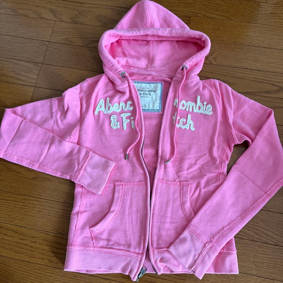 Abercrombie &Fitchアバクロパーカー ピンク - メルカリ