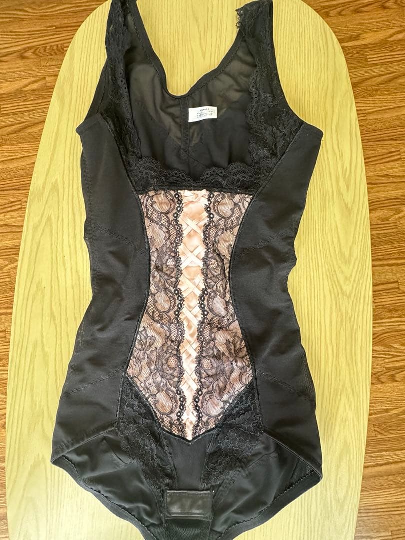 エルローズ　エクラン　光電子　カップレスボディスーツ 補正下着 75M 10秒美補正 フロントジッパーボディースーツ 通販【ニッセン】