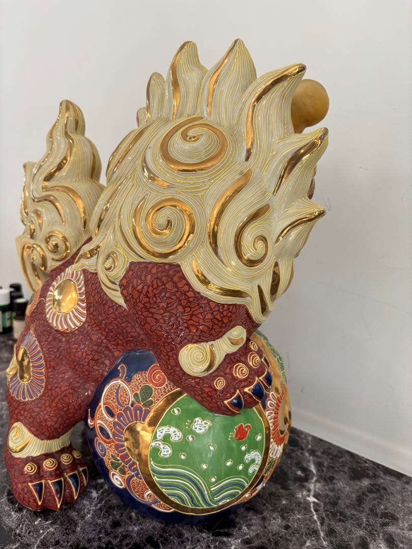 九谷焼 シーサー 唐獅子 九谷八幡窯 金彩 椿 魔除け 守り神 - メルカリ