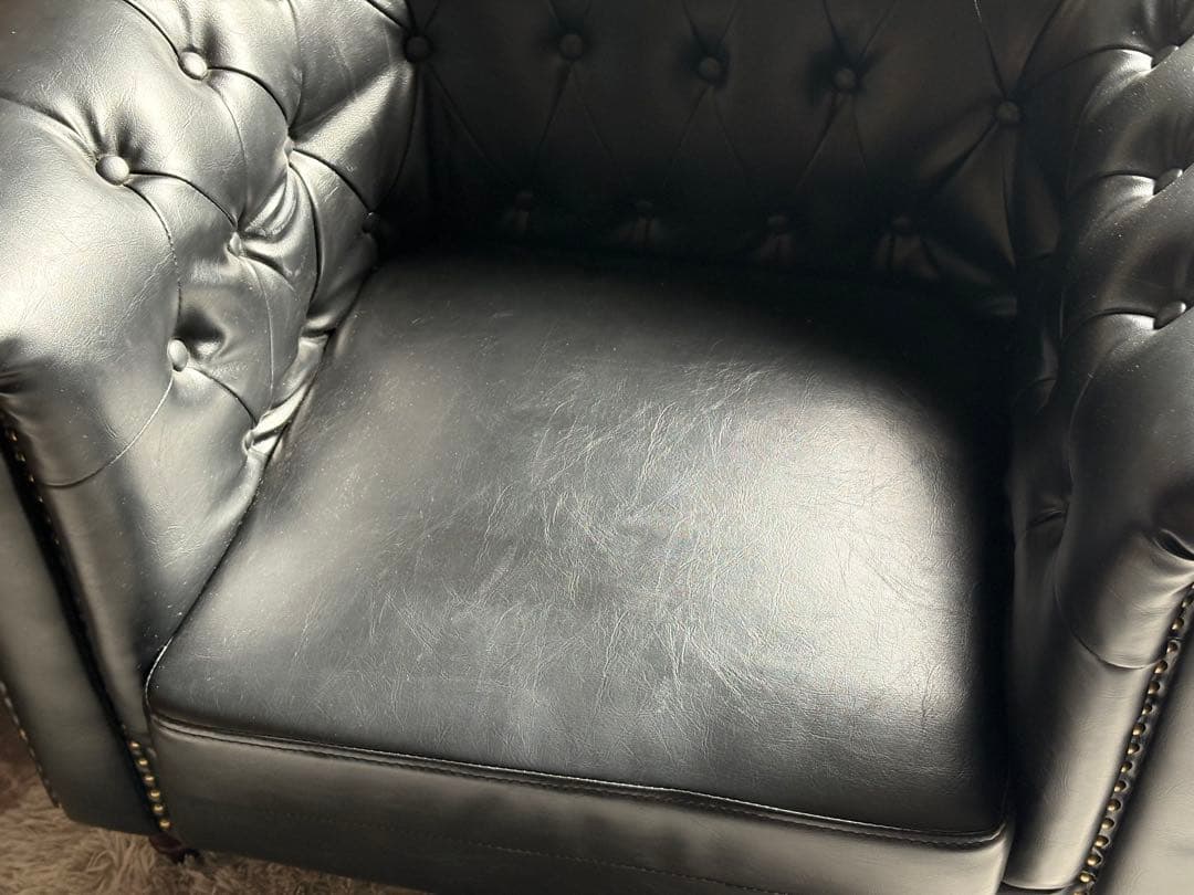 本革 チェスターフィールド アームチェア リベット打ち ボタンダウン