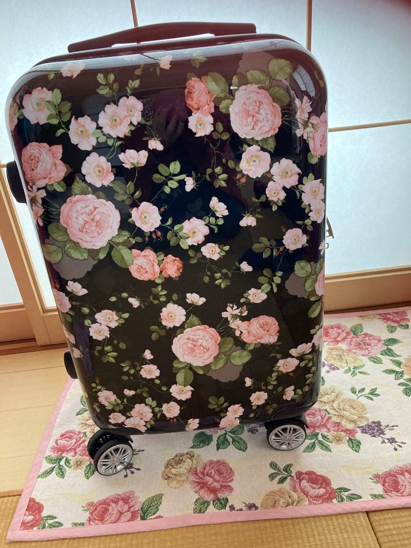 さつぽん プロフお読みください様専用 ピンクハウス ♡ スーツケース