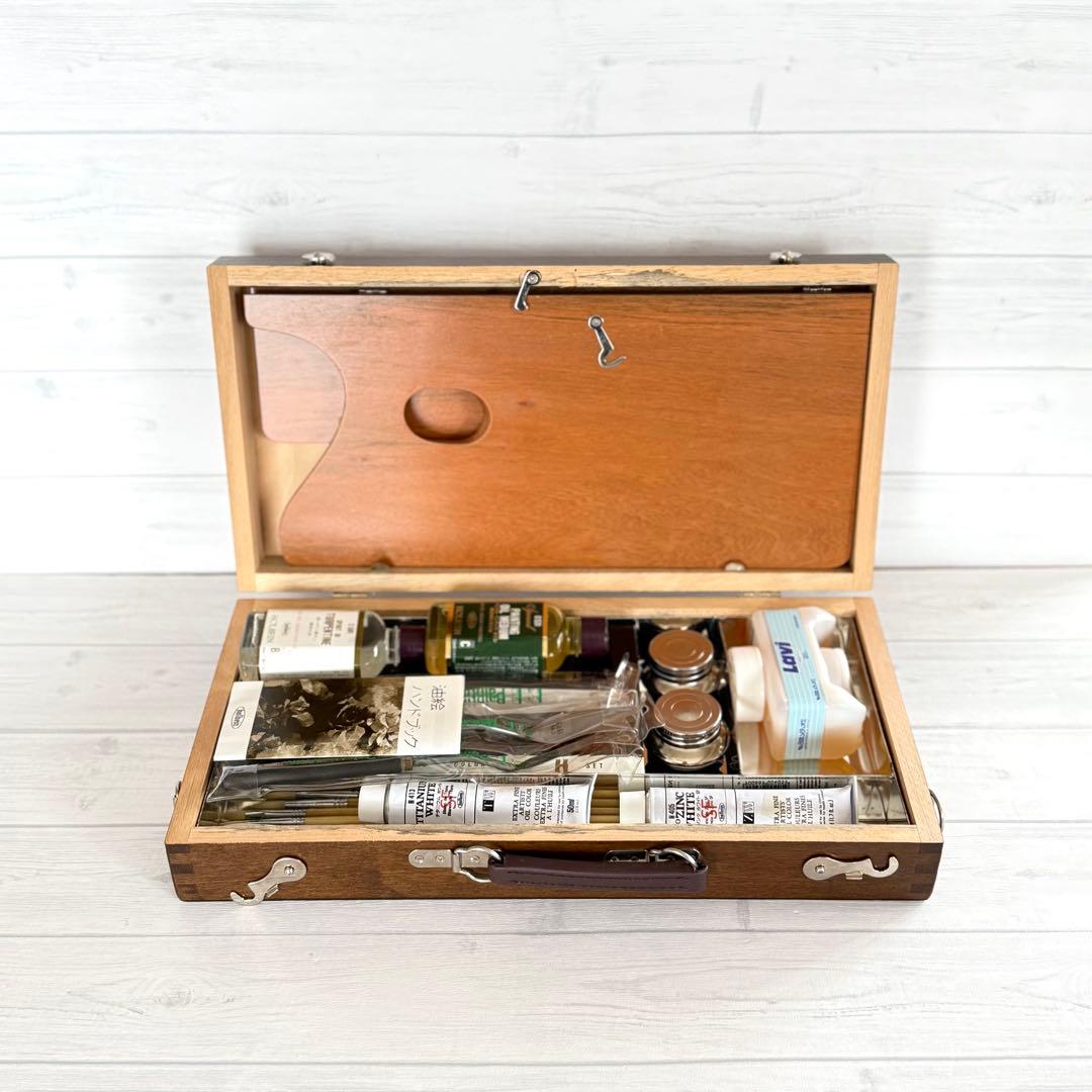 ホルベイン　油絵具セット 木製ケース　【未使用品】　HOLBEIN ホルベイン 専門家用油絵具セット 4号 12色セット 10ml・12色 HOLBEIN