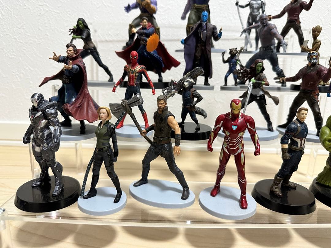 週末限定】 マーベル フィギュア 22体セット ディズニー MARVEL - メルカリ