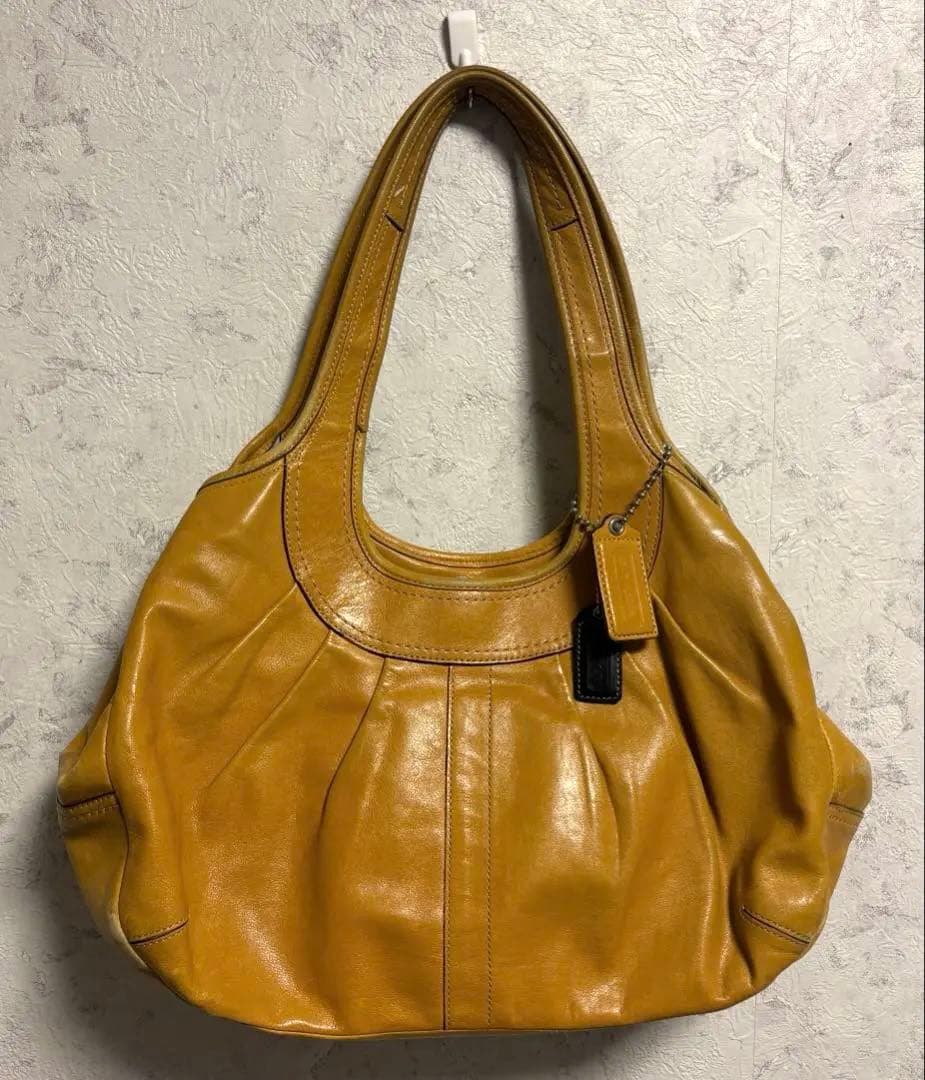 COACH 】コーチ 黄色 チャーム付き レザー トートバッグ ハンドバッグ
