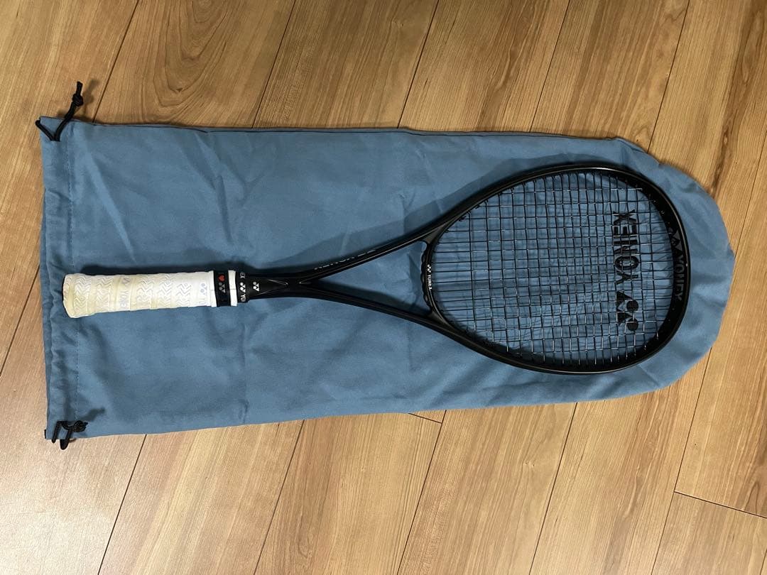 【美品】ヨネックス　ボルトレイジ8V プレミアムカスタムフィット プレミアムカスタム】VOLTRAGE 8V ボルトレイジ 8V VR8V プレミアム