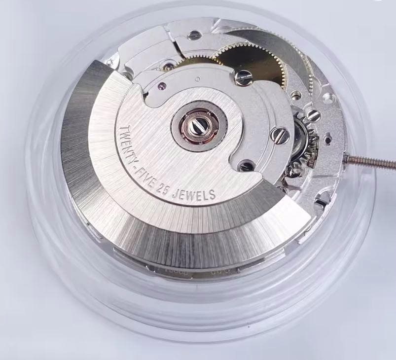 ETA2824-2互換機＝NEW PT5000ムーブメント(Cal2824-2)｜