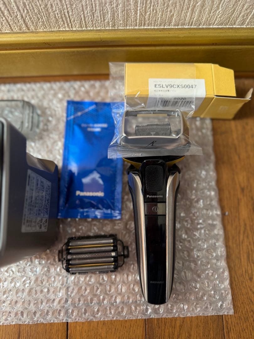 パナソニック ラムダッシュ 5枚刃 ES-CLV9EX-S おまけ付き