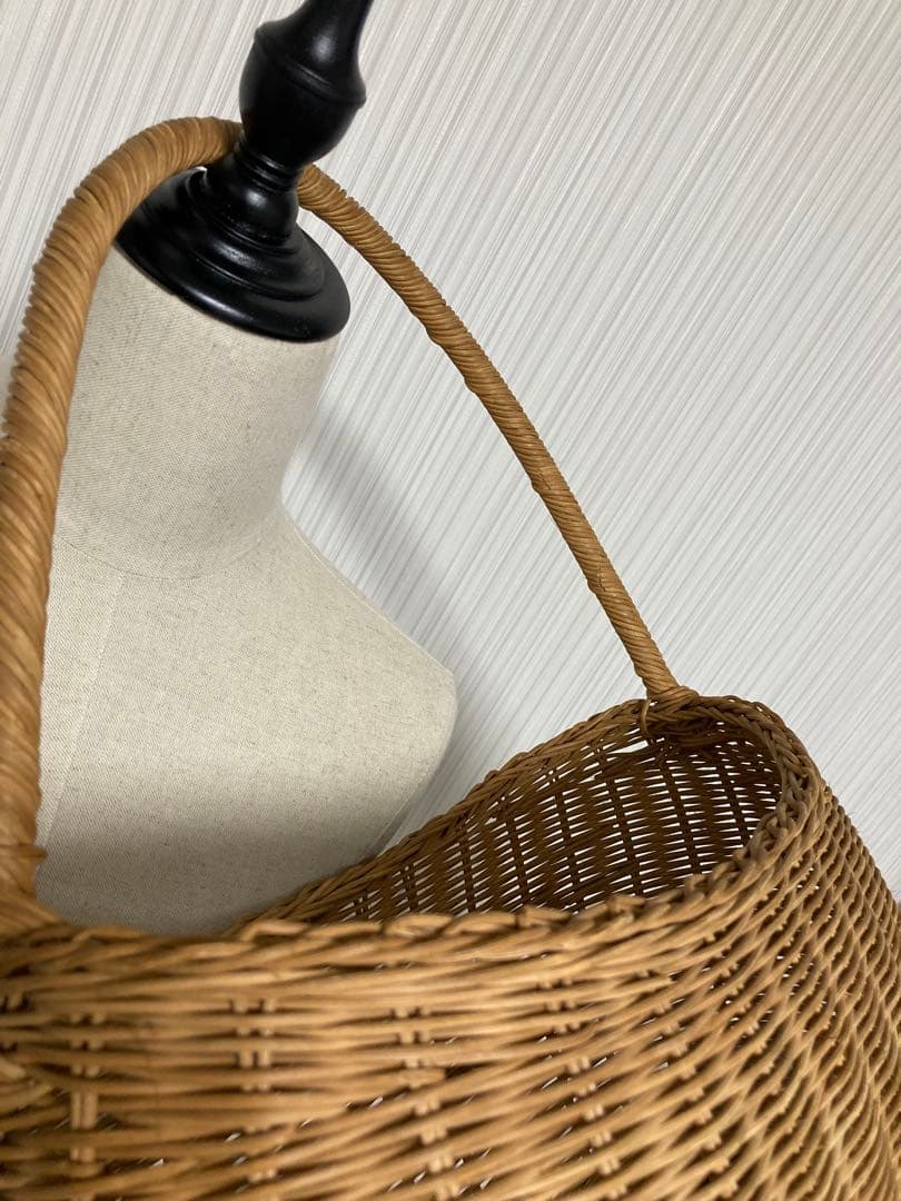大きいラタンパニエ 籐編みバスケット ブロカントショップアンティーク