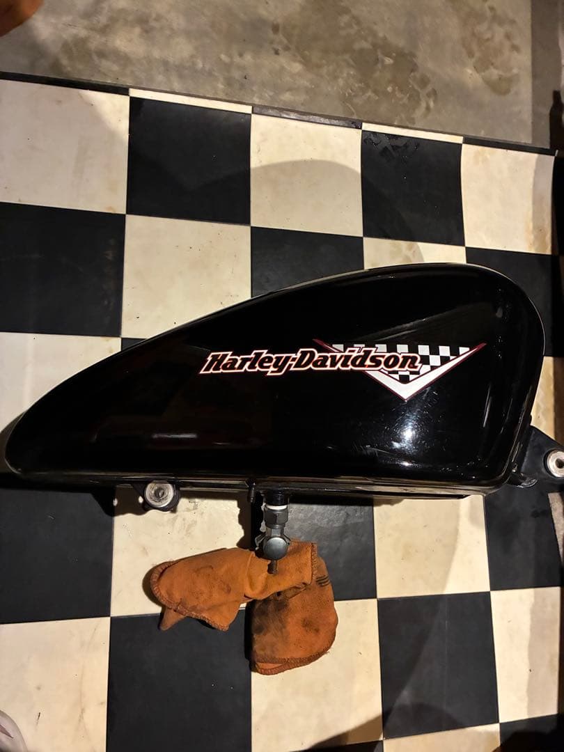 スポーツスター 純正タンク XLH1200 - メルカリ