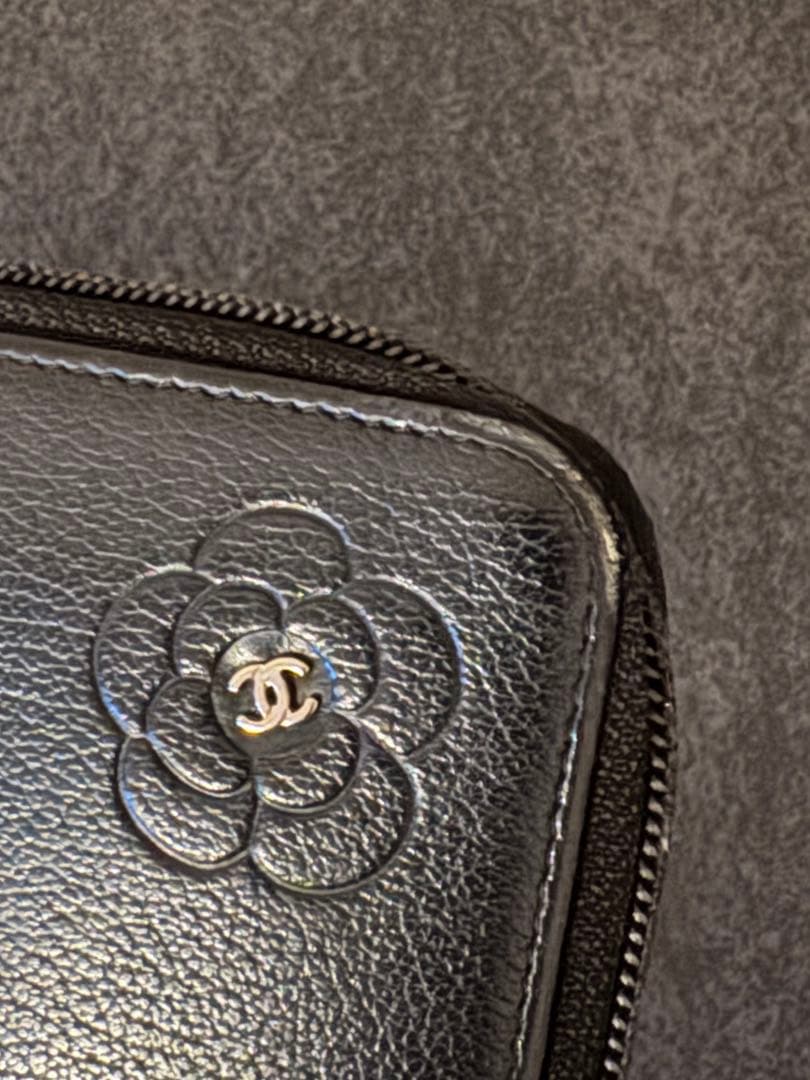 makoto様専用シャネル カメリア ラウンドファスナー 長財布 ブラック