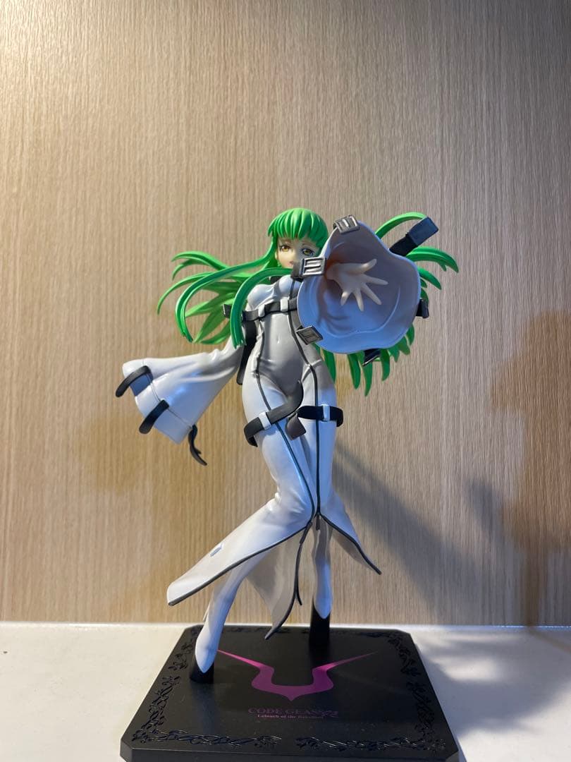 一番くじpremium コードギアスR2 拘束衣ver C.C. A賞 箱有り - メルカリ