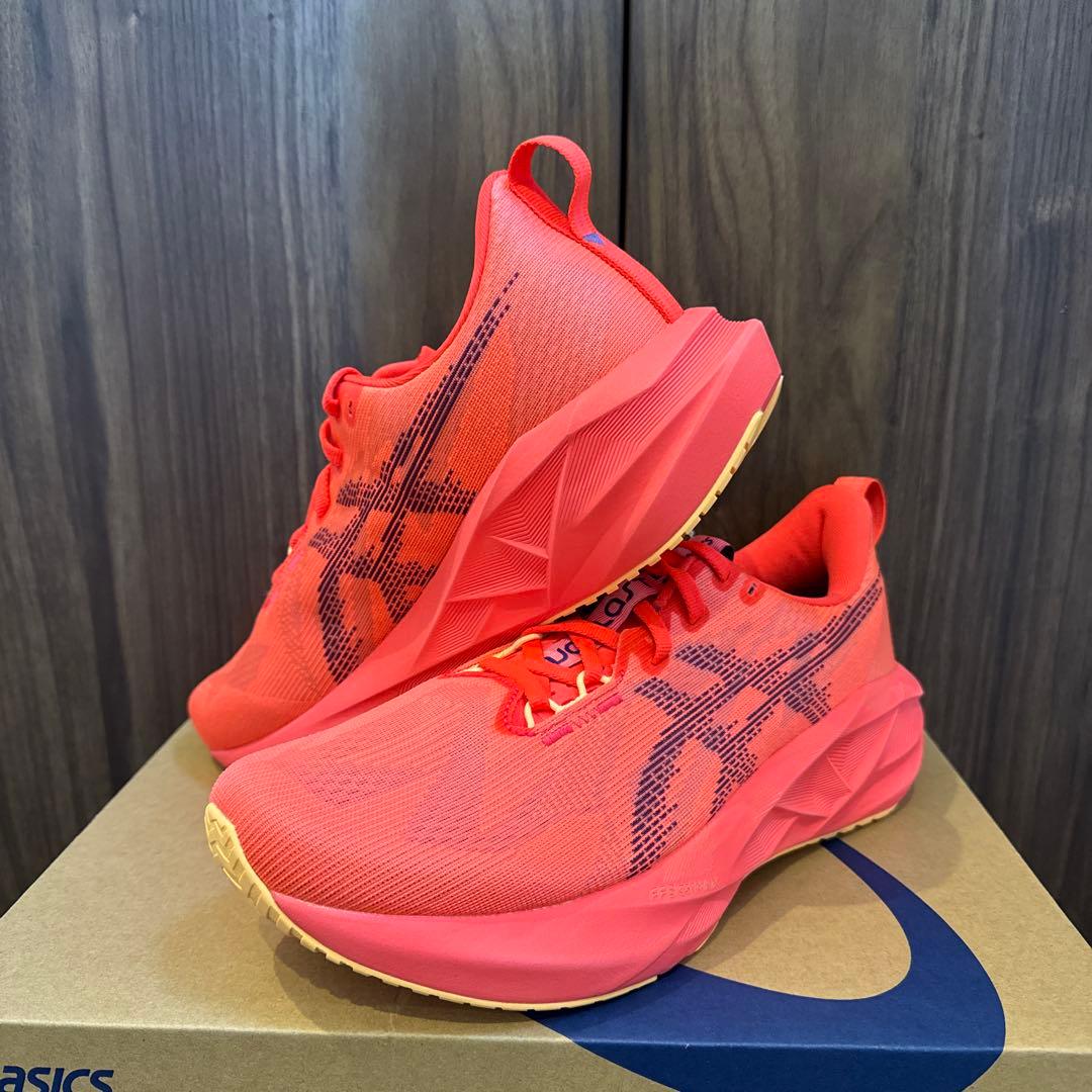 新品未使用　ASICS NOVA BLAST5 ノヴァブラスト5 27cm 完売 アシックス ノヴァブラスト 5 asics NOVABLAST 5 1011B974-407 メンズ