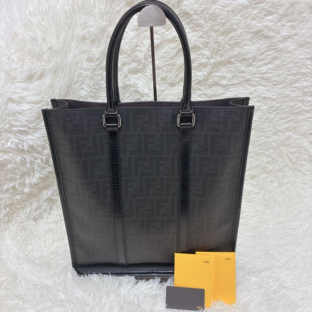 美品] FENDI フェンディ ズッカ柄 ブラック PVC トートバッグ - メルカリ