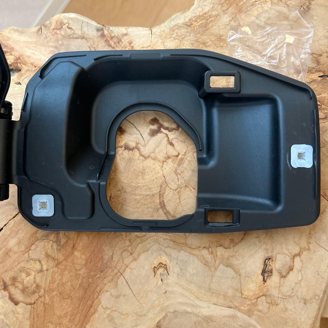 トヨタ純正】ランクル70再再販【GDJ76W】 尿素リッドカバー アドブルー