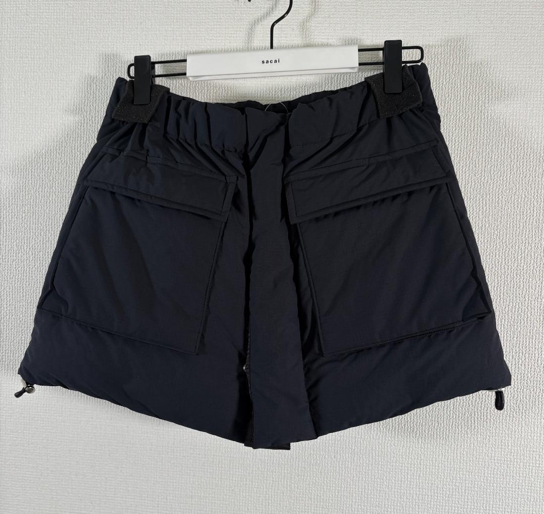 新品未使用　sacai　ダウンスカート ショート丈　サンプル 関税・送料込】sacai ナイロンツイル ブラウン ショートパンツ (sacai