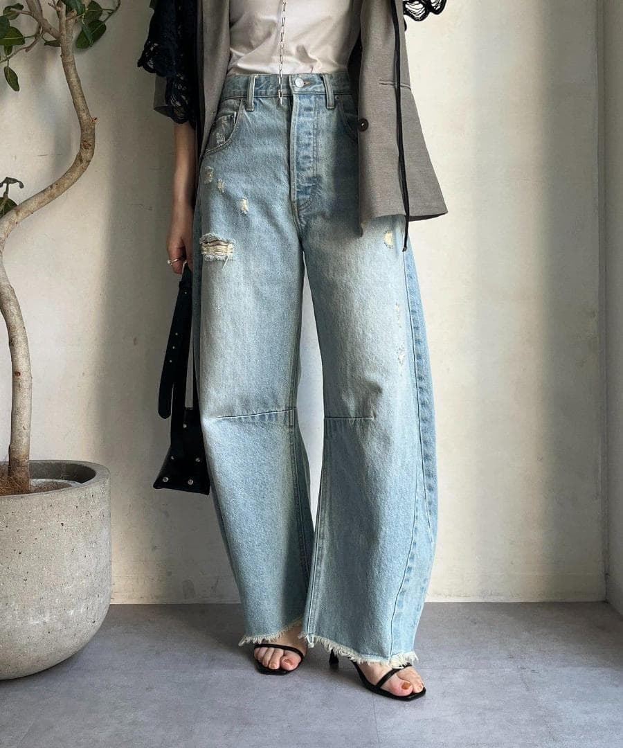 ドゥドゥ DouDou ダメージカーブデニムパンツ38 サックスブルー - メルカリ