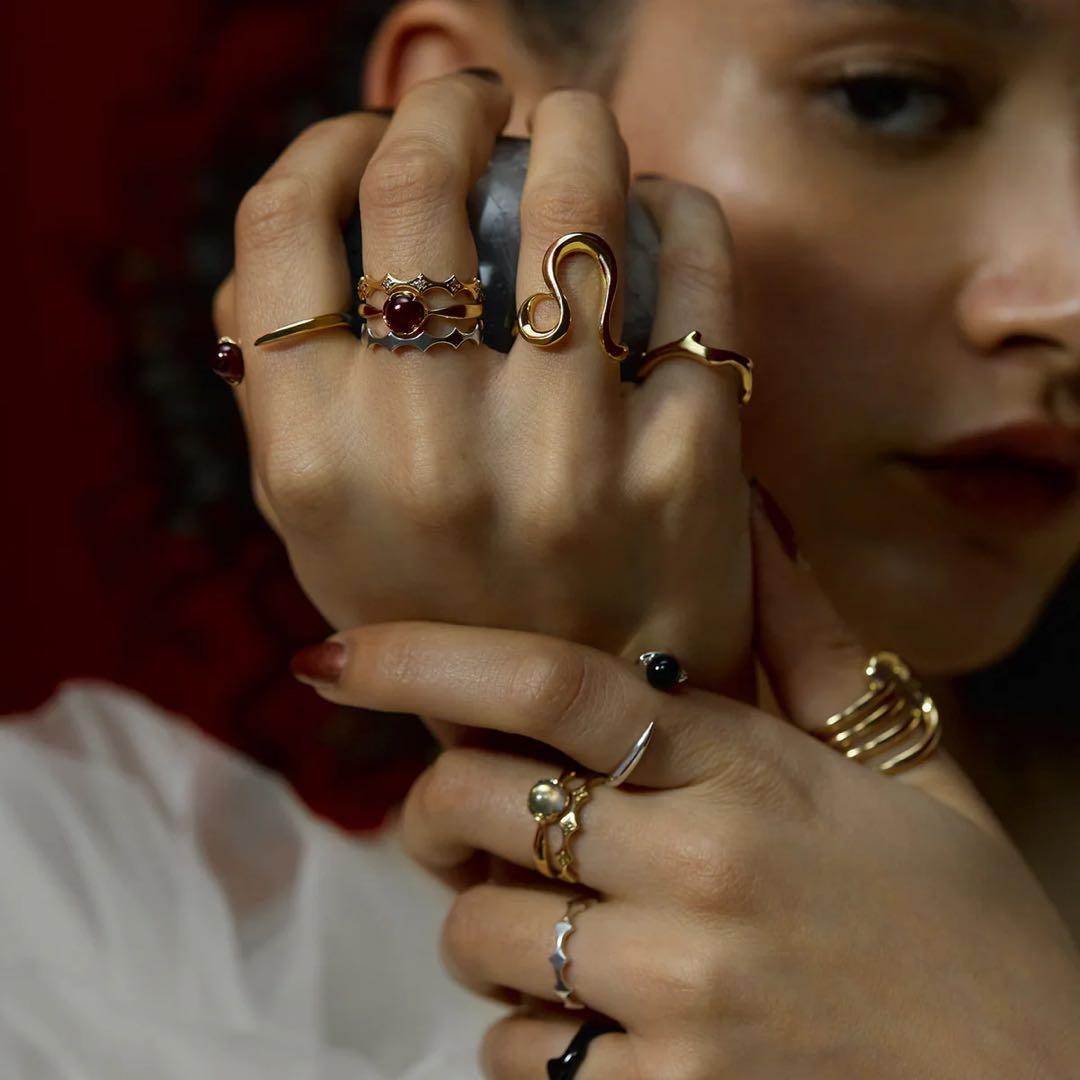 VERMILLION Orbeガーネットリング 11号 - メルカリ