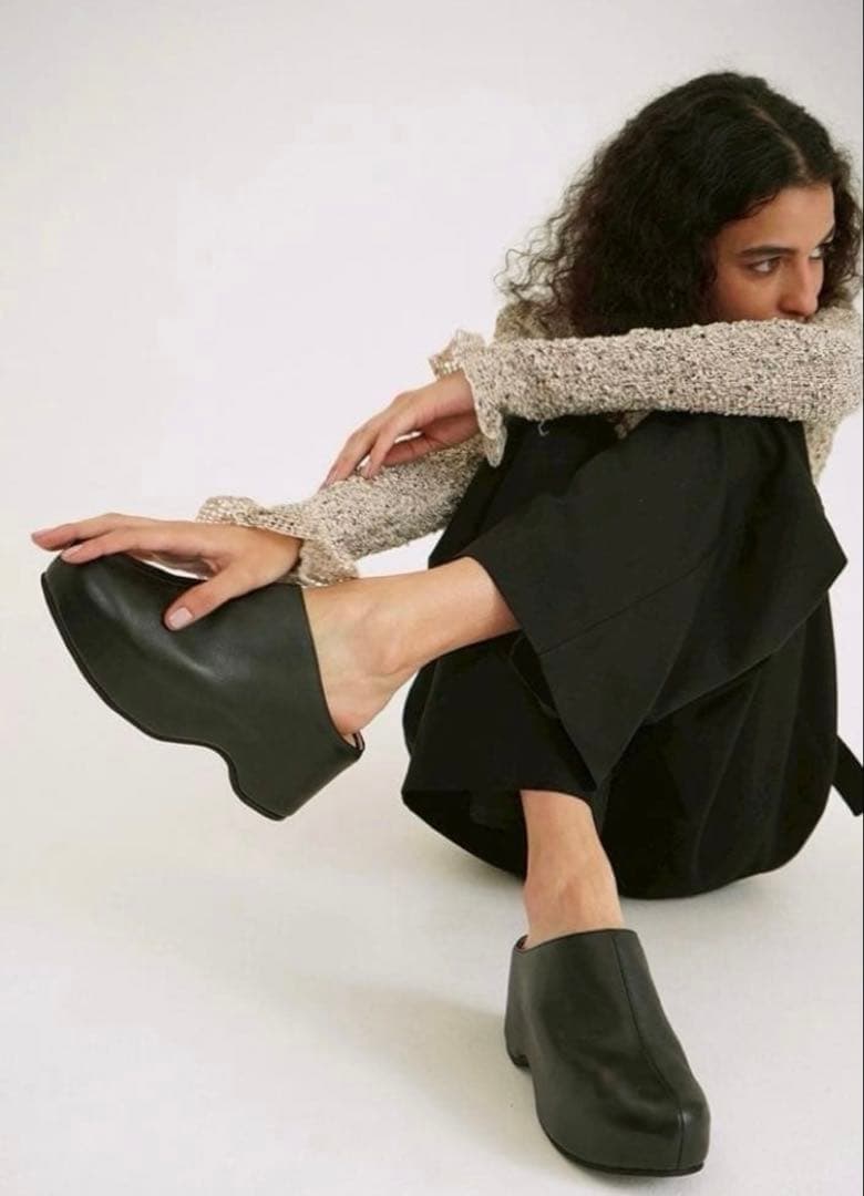 完売品 CLANE PLATFORM CLOGS - メルカリ