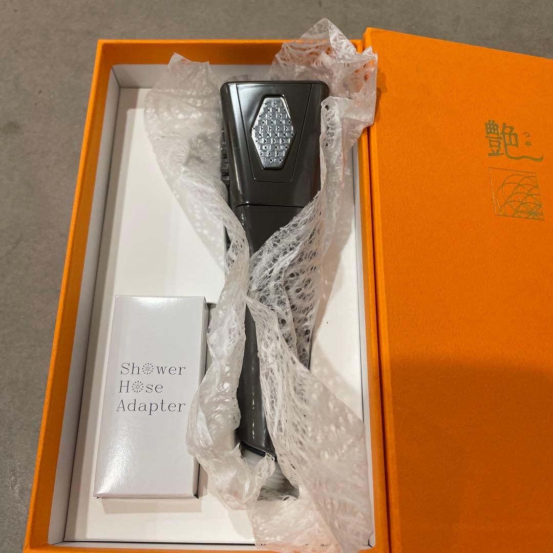 ミラブル 艶　新品　シャワーヘッド シャワーヘッド「ミラブル艶（つや）」はただものではない。ウルトラ